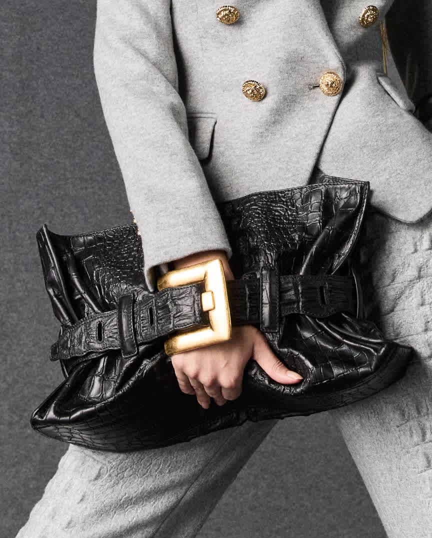 Balmain.com | Balmainジャパン 公式サイト | レディトゥウェア